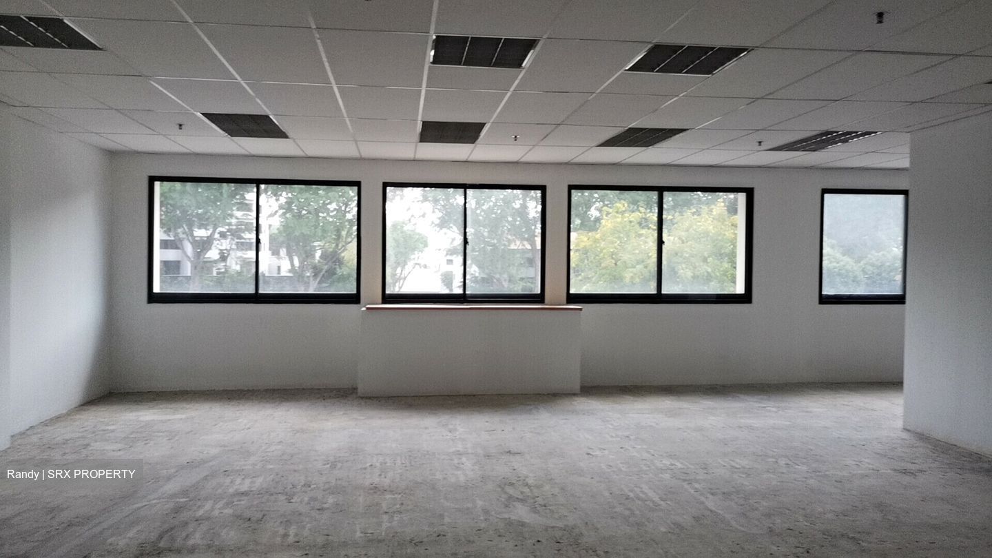 Balmoral Plaza (D10), Office #626037751
